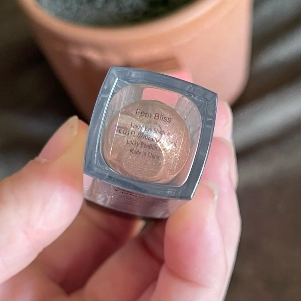 *NIB* Lucky Chick liquid eyeshadow